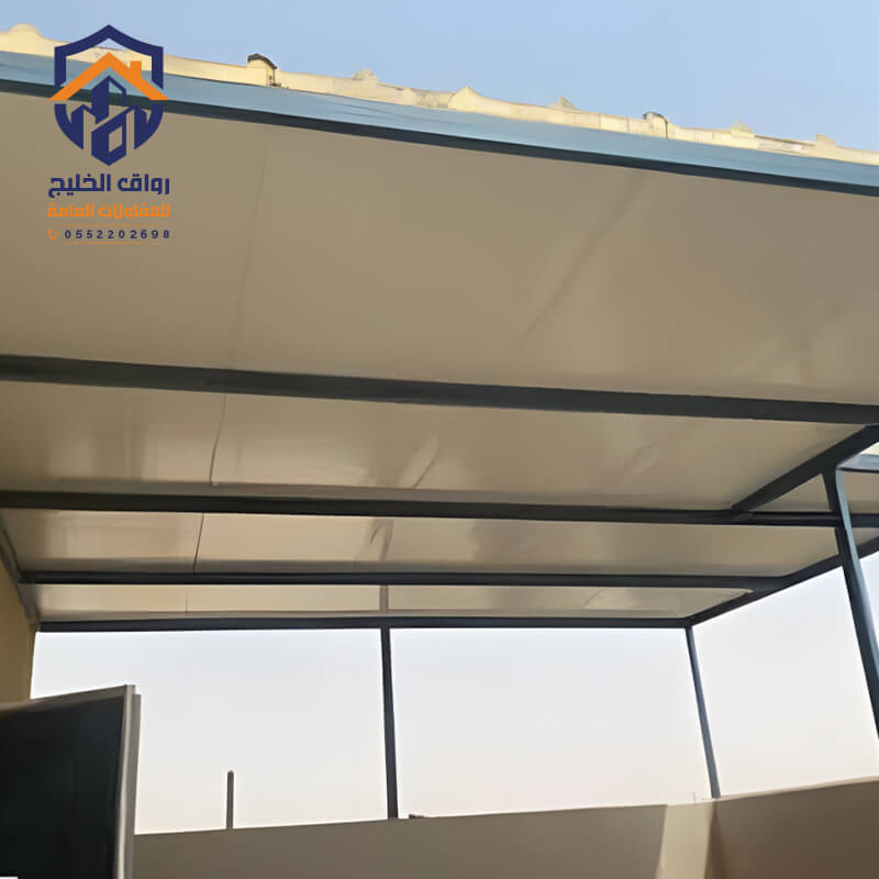 تركيب ساندوتش بانل بالرياض من مؤسسة رواق الخليج